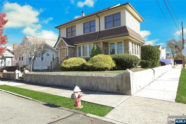 80 Garfield Place, Totowa, NJ 07512