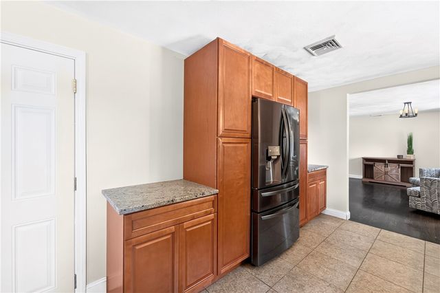 12 Briar Hill Drive, Cranston, RI 02921