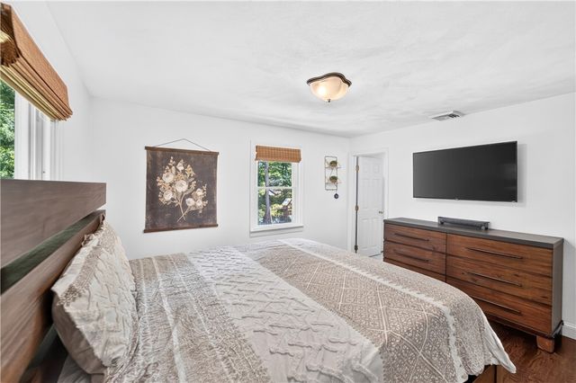12 Briar Hill Drive, Cranston, RI 02921