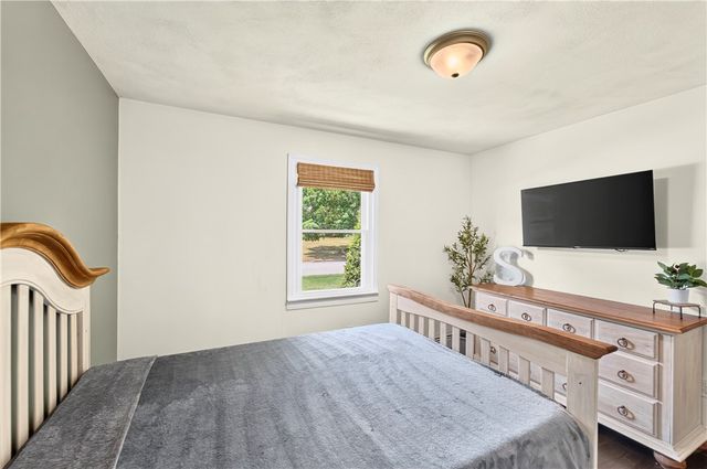 12 Briar Hill Drive, Cranston, RI 02921