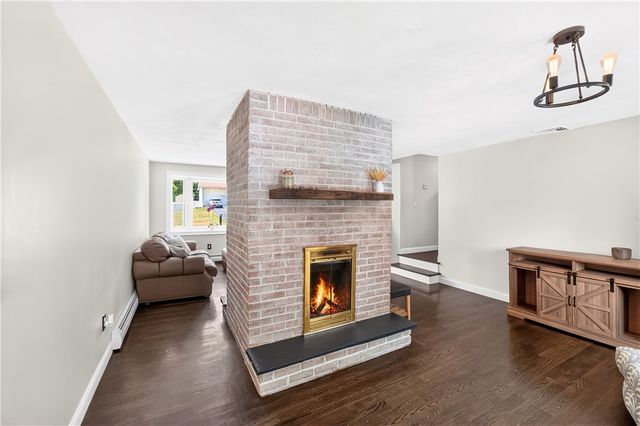 12 Briar Hill Drive, Cranston, RI 02921