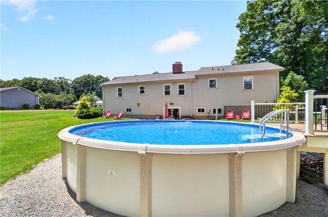 12 Briar Hill Drive, Cranston, RI 02921