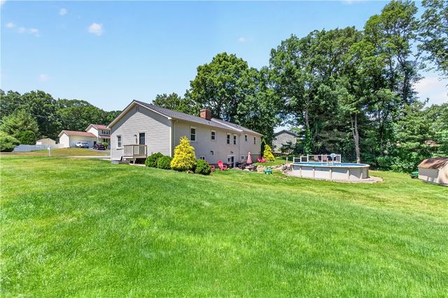 12 Briar Hill Drive, Cranston, RI 02921