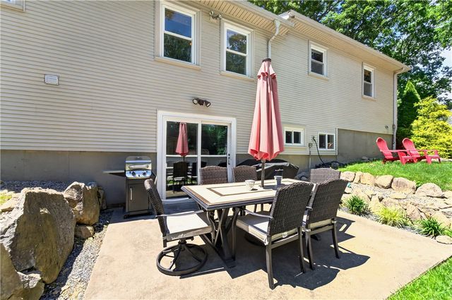 12 Briar Hill Drive, Cranston, RI 02921