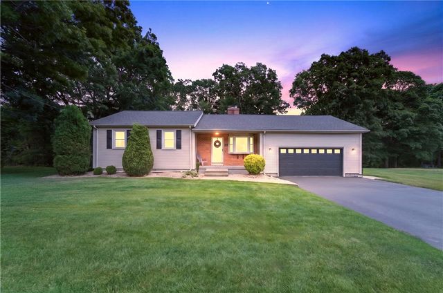 12 Briar Hill Drive, Cranston, RI 02921