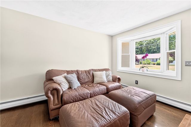 12 Briar Hill Drive, Cranston, RI 02921