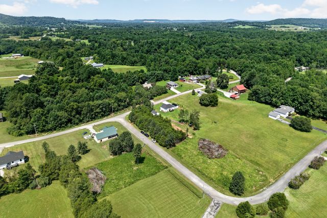 156 Hidden River Ave, Sparta, TN 38583