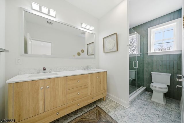 28 Irving St, Montclair Twp., NJ 07042