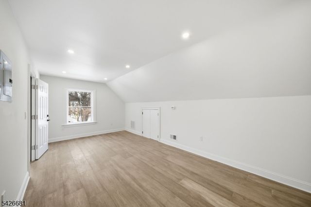 28 Irving St, Montclair Twp., NJ 07042
