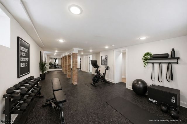 28 Irving St, Montclair Twp., NJ 07042