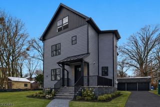 28 Irving St, Montclair Twp., NJ 07042