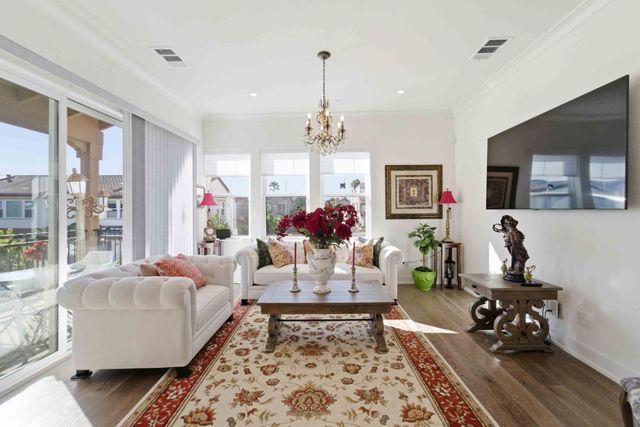 585 Los Castanos Drive, Morgan Hill, CA 95037