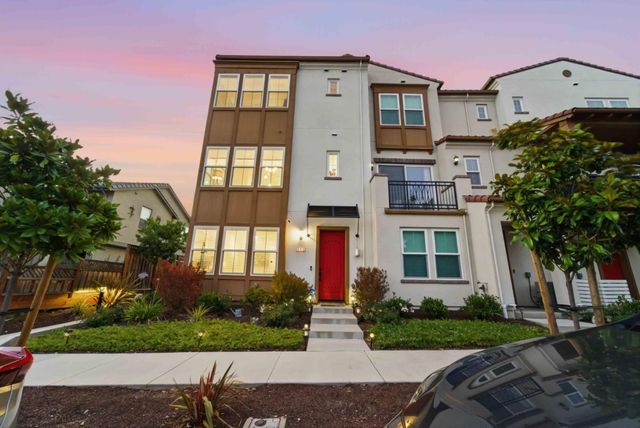 585 Los Castanos Drive, Morgan Hill, CA 95037