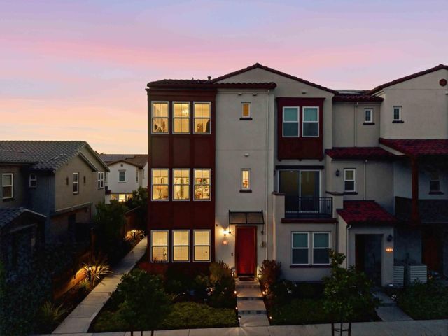 585 Los Castanos Drive, Morgan Hill, CA 95037