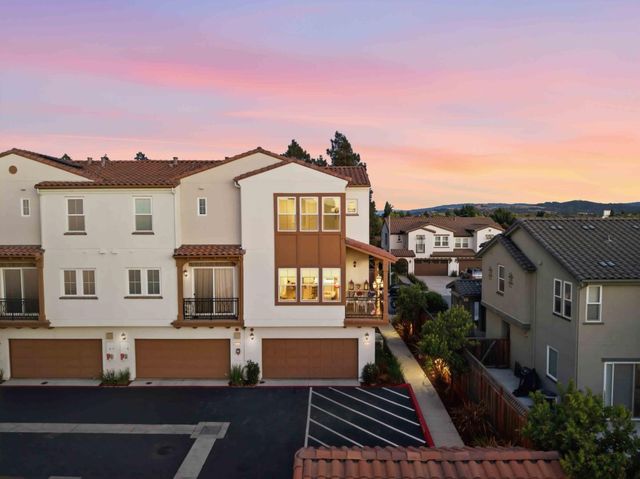 585 Los Castanos Drive, Morgan Hill, CA 95037