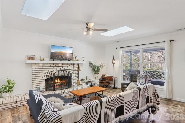 210 Spring Valley Drive 624 & 625, Mars Hill, NC 28754