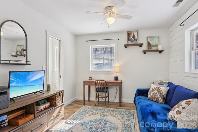 210 Spring Valley Drive 624 & 625, Mars Hill, NC 28754