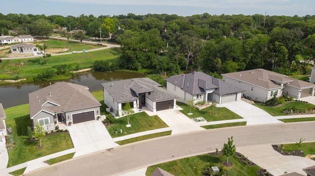 7130 Westgate Street, Shawnee, KS 66216