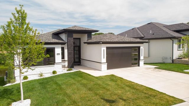 7130 Westgate Street, Shawnee, KS 66216