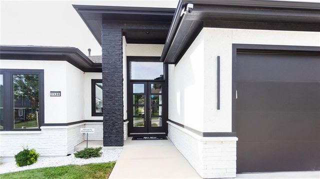 7130 Westgate Street, Shawnee, KS 66216