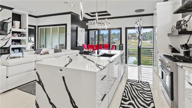 7130 Westgate Street, Shawnee, KS 66216