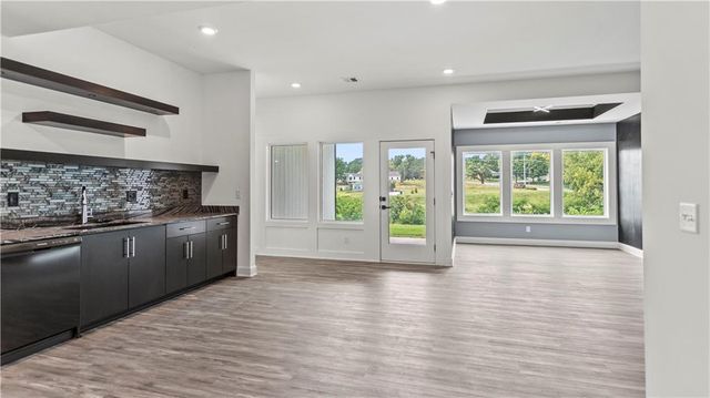 7130 Westgate Street, Shawnee, KS 66216