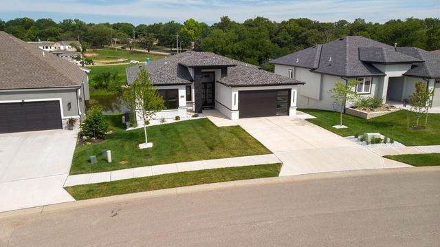 7130 Westgate Street, Shawnee, KS 66216