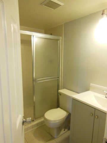 709 Meadows Circle, Boynton Beach, FL 33436