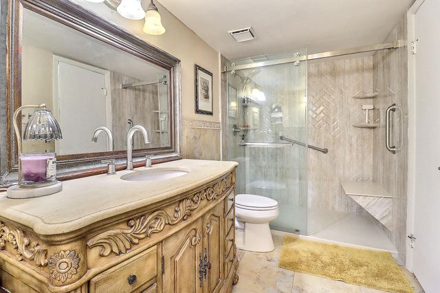 5796 Golden Eagle Circle, Palm Beach Gardens, FL 33418