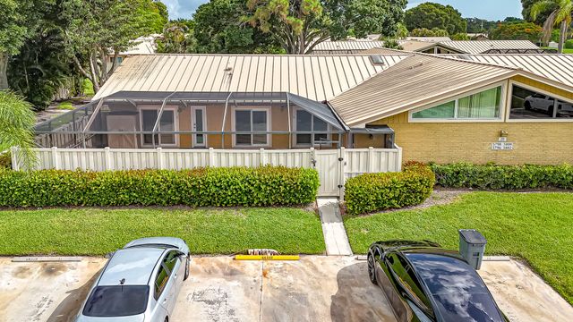 5796 Golden Eagle Circle, Palm Beach Gardens, FL 33418