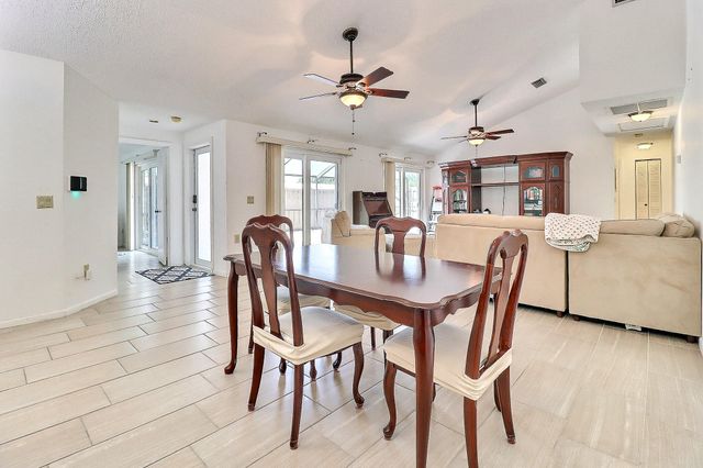 5796 Golden Eagle Circle, Palm Beach Gardens, FL 33418