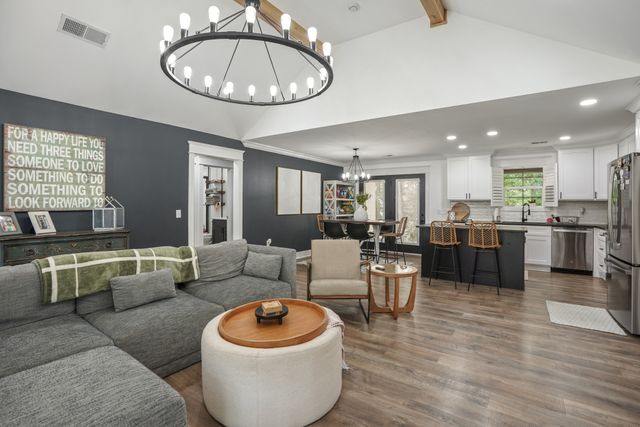 107 Lee Court, Gainesboro, TN 38562