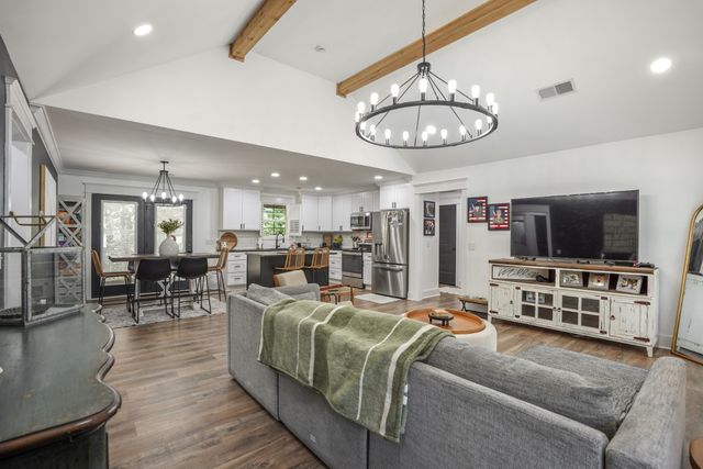 107 Lee Court, Gainesboro, TN 38562