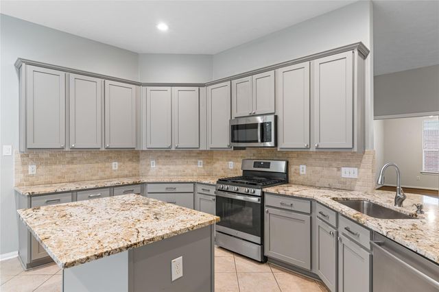 66 Bryce Branch Circle, Spring, TX 77382