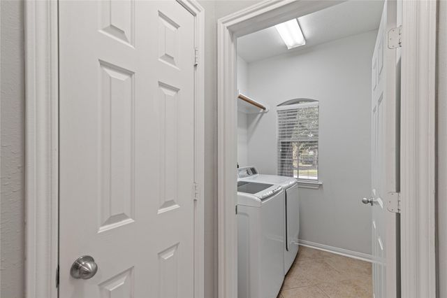 66 Bryce Branch Circle, Spring, TX 77382