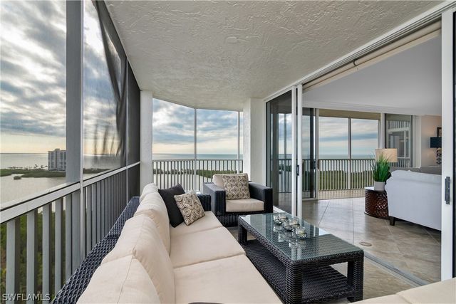5550 Heron Point DR 1804, Naples, FL 34108
