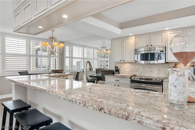5550 Heron Point DR 1804, Naples, FL 34108