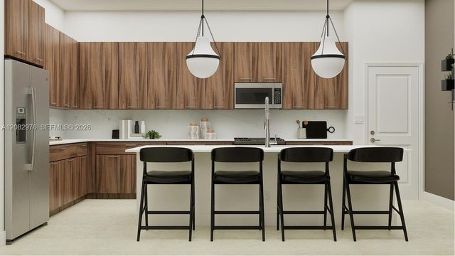 2504 Manor Way, Wilton Manors, FL 33305