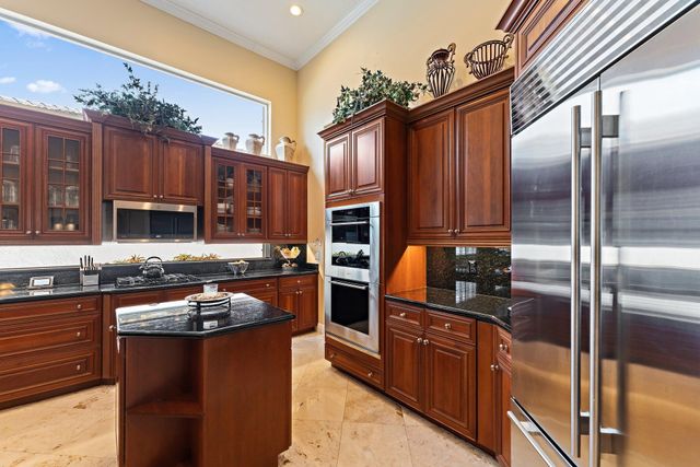 200 Montant Drive, Palm Beach Gardens, FL 33410