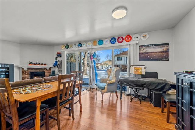 1052 Southbury Lane B1, Wheeling, IL 60090