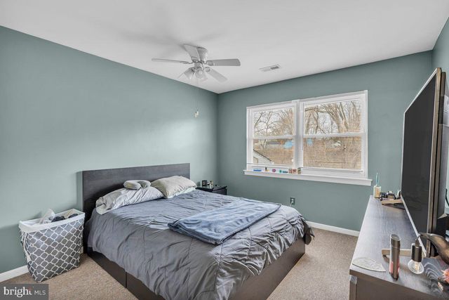 702 WINDING WAY, Westville, NJ 08093