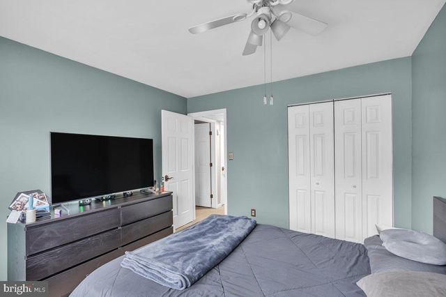 702 WINDING WAY, Westville, NJ 08093