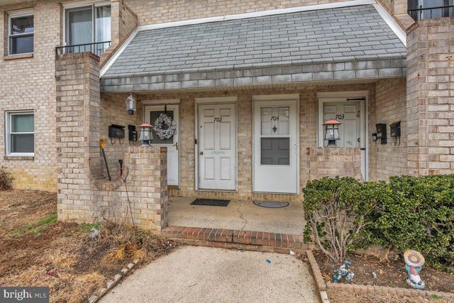 702 WINDING WAY, Westville, NJ 08093