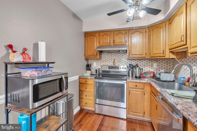 702 WINDING WAY, Westville, NJ 08093