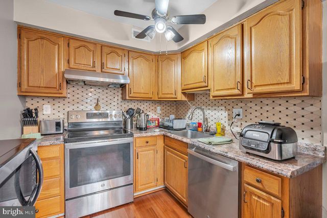 702 WINDING WAY, Westville, NJ 08093