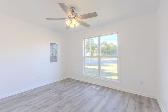 335 MARSHALL CV, Halls, TN 38040