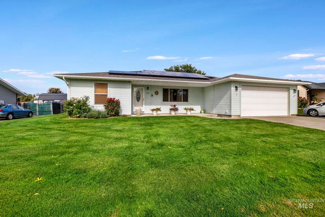 916 17th Ave E, Jerome, ID 83338