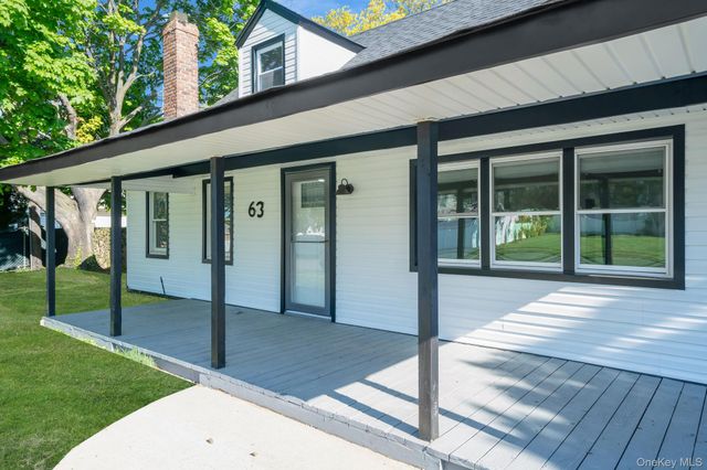 63 Rush Street, Port Jefferson, NY 11776