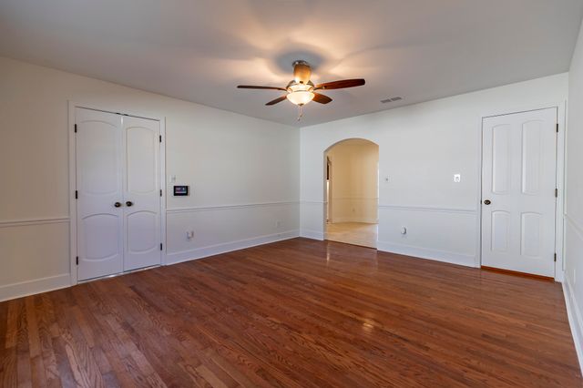 2255 Bordeaux Walk B1, Highland, IN 46322