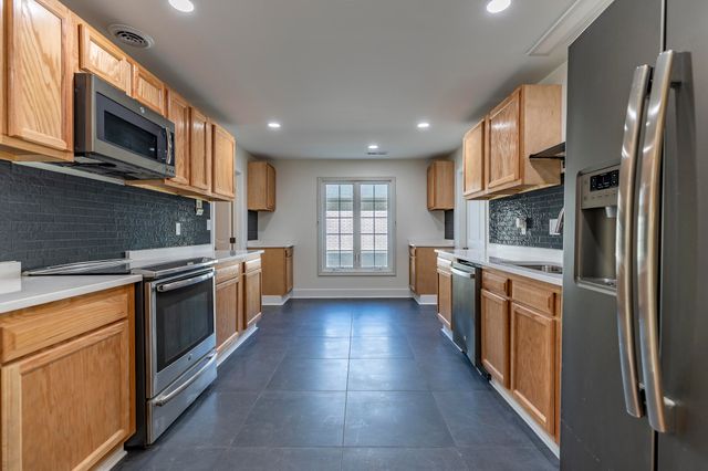 2255 Bordeaux Walk B1, Highland, IN 46322